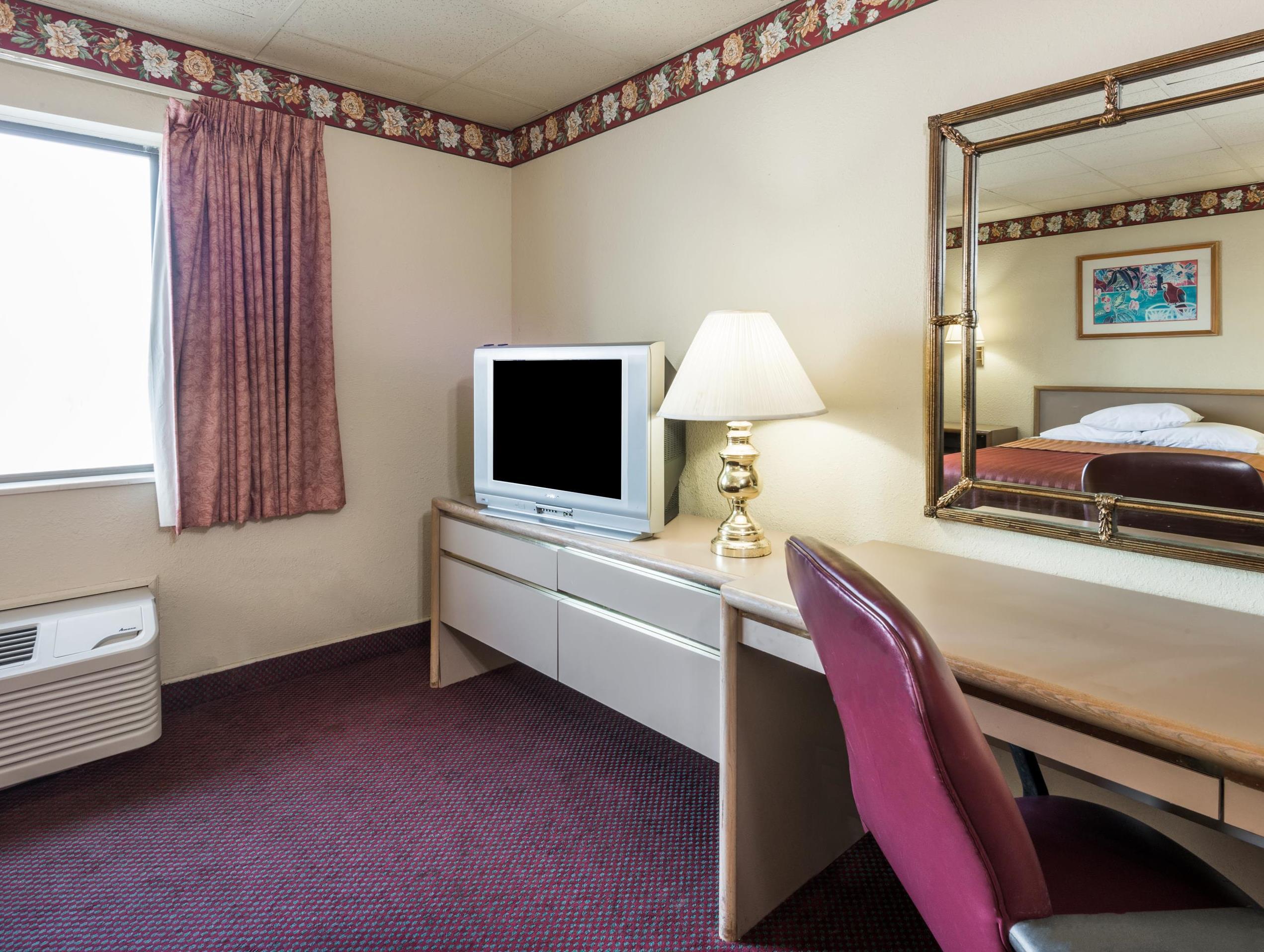 Travelodge By Wyndham Airport Platte City Extérieur photo
